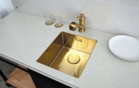 картинка Кухонная мойка Omoikiri Taki 38-U/IF-LG нерж. сталь/светлое золото от магазина SEFI