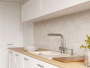 картинка Смеситель Omoikiri Takamatsu-S-PW латунь/pure white от магазина SEFI